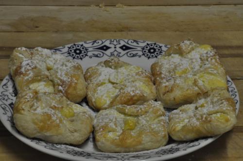 Jak uvařit listové šátečky plněné tvarohem? Snadné recept, připravený za 30 - 45 minut